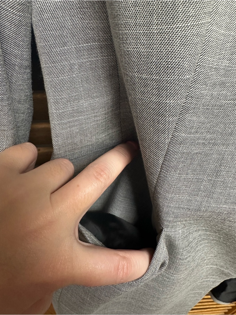 Calvin Klein Light Gray Open-Front Long Blazer with Black Lining - Picture 5 of 9